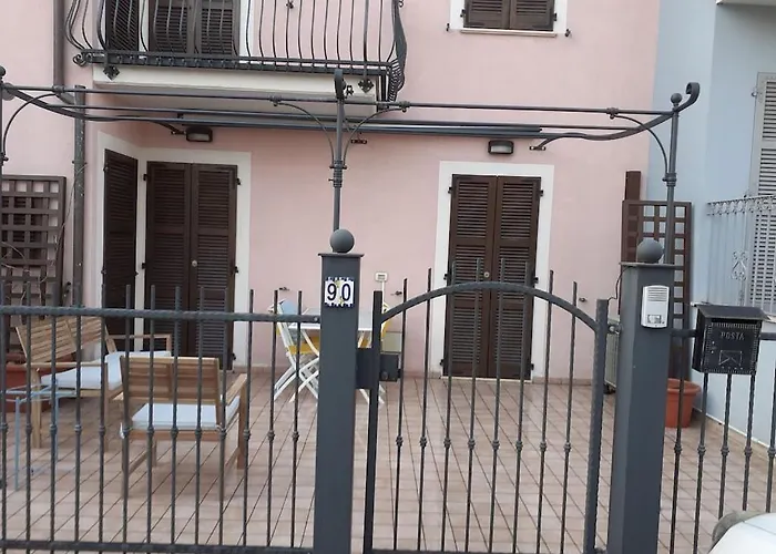 Daire Bouganville House